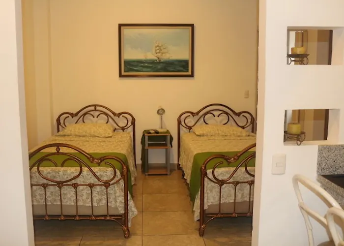 El Patio Suites II